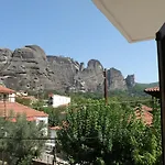 Spartacus House Καλαμπάκα