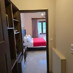 מלון Spartacus House