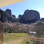 Spartacus House 3* Καλαμπάκα