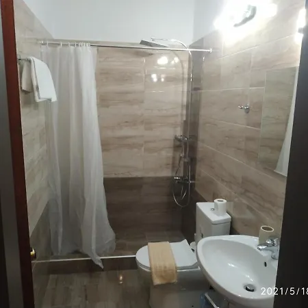 Spartacus House Hotel