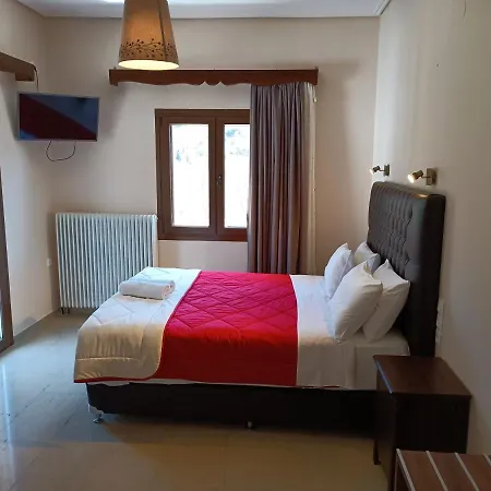 Spartacus House Hotel 3*