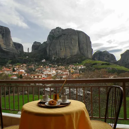 Spartacus House 3* Καλαμπάκα