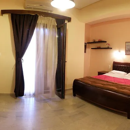 Spartacus House Hotel