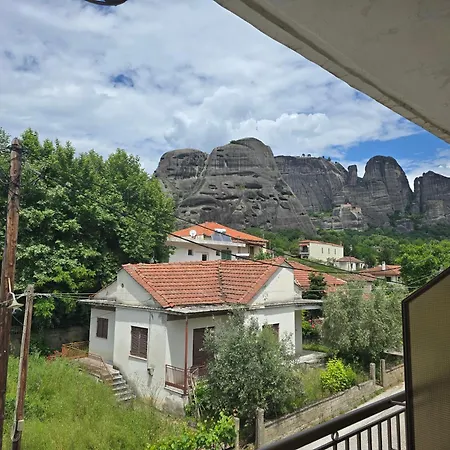 Spartacus House فندق كالامباكا