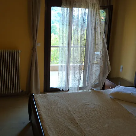 Spartacus House Szálloda