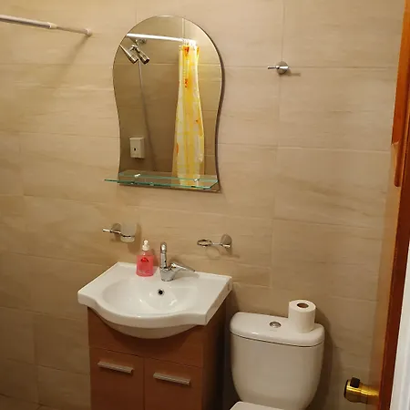 Spartacus House 3*