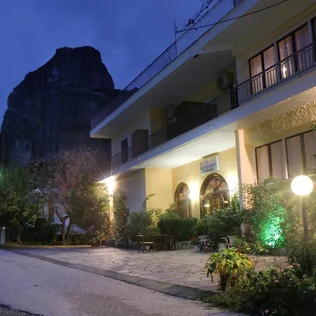 Spartacus House 3*