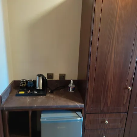 Spartacus House 3*