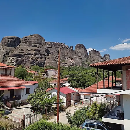 Spartacus House فندق كالامباكا