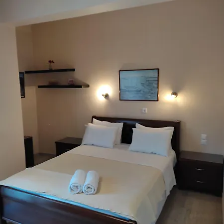 Spartacus House فندق كالامباكا