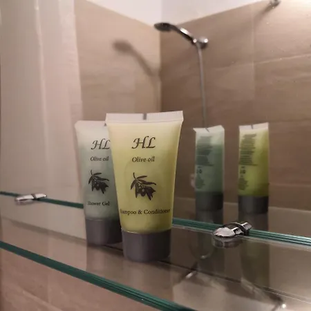 Spartacus House Hotel 3*