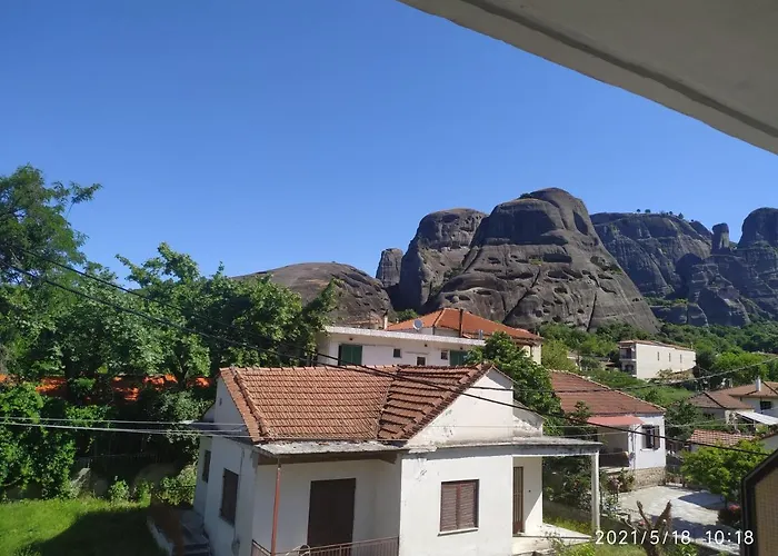 Spartacus House Hotel 3*