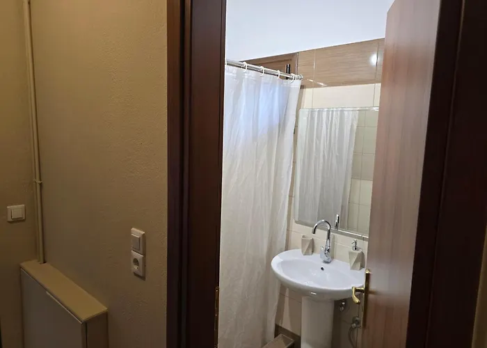 Spartacus House Hotel