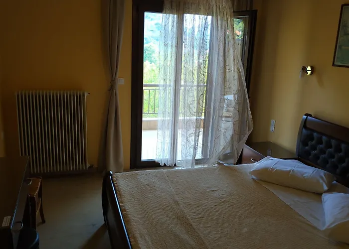 Spartacus House Hotel