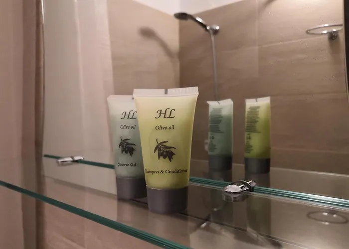 Spartacus House Hotel 3*