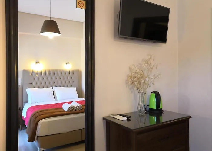 Spartacus House Hotel 3*